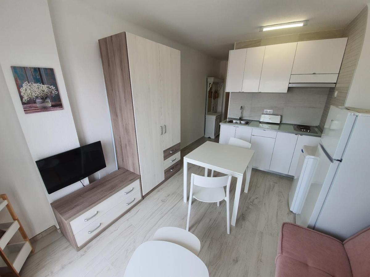 Apartamento Albatros Beach-3 エンプリアブラバ エクステリア 写真